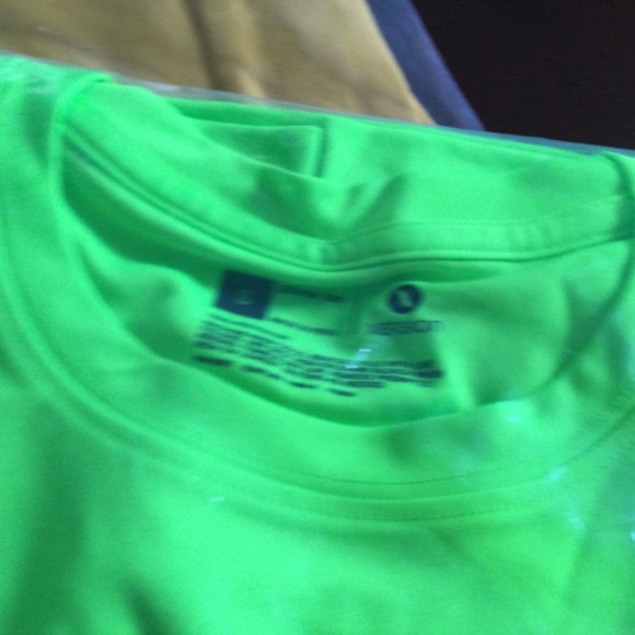 2 For 1 …T Shirts by Xersion…New In Packaging - Picture 6 of 6